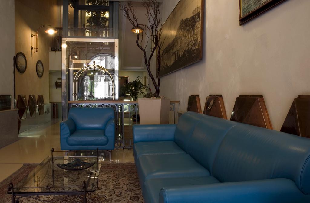 Hotel Eden Napoli Bagian luar foto