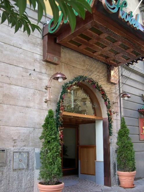 Hotel Eden Napoli Bagian luar foto